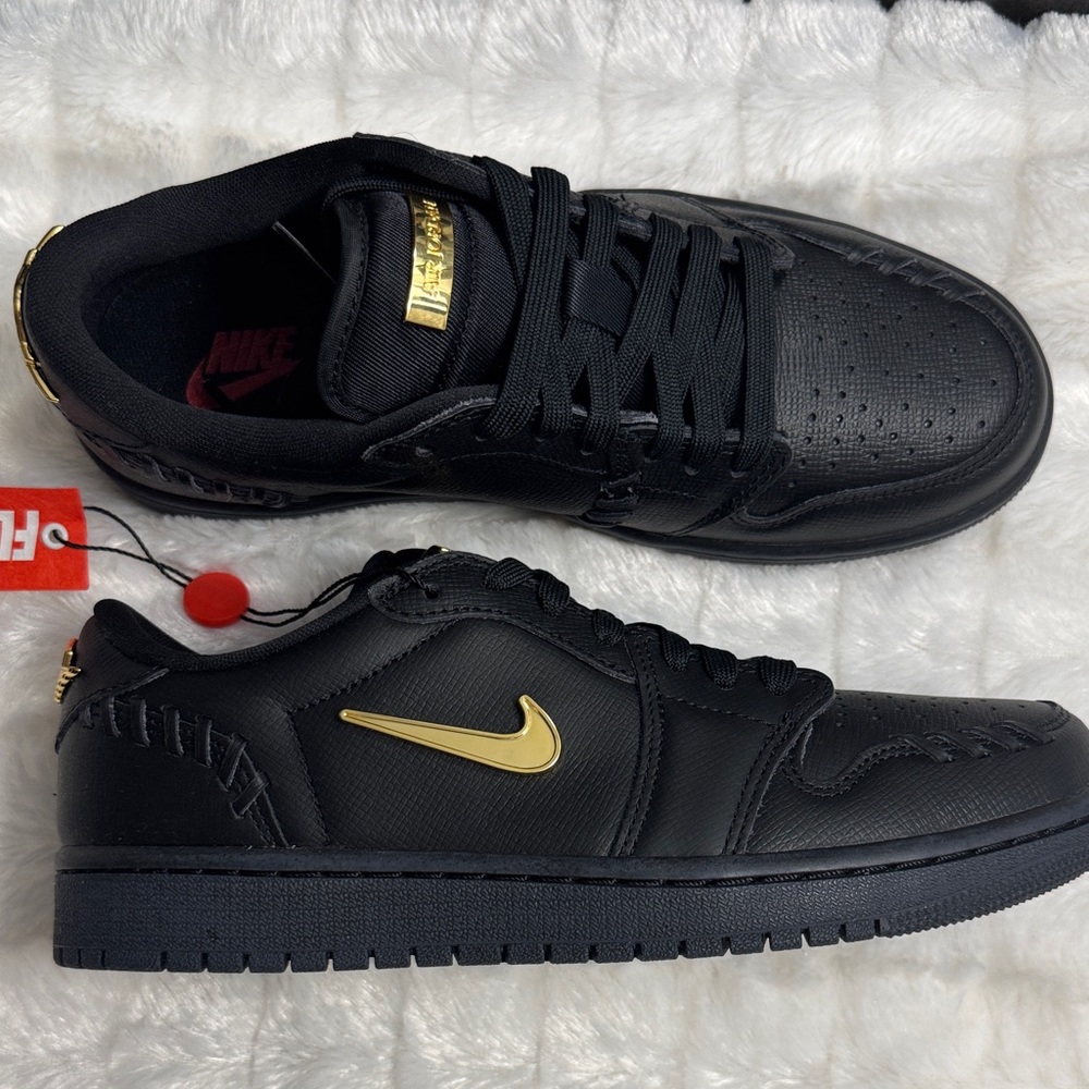 NIKE AIR JORDAN 1 LOW METHOD SNEAKERS! NWT Size 7.5 - Picture 8 of 11